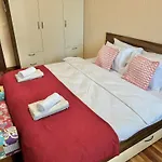 Sunny & Comfort Apartment Next To Tech Park For 4 Guests